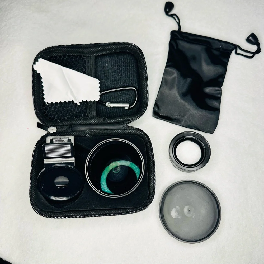 Aukey 2-in-1 lens‎ set for mobile phones